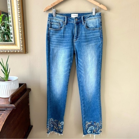 Driftwood Floral Paisley Embroidered Colette Straight Jeans Raw Fray Hem Size 25 - Picture 3 of 9